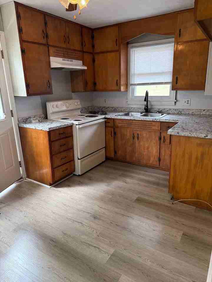 205 205 McCormick St - 205 B McCormick Dr - Photo 3 of 8