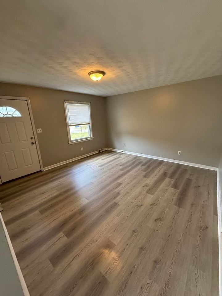 205 205 McCormick St - 205 B McCormick Dr - Photo 4 of 8