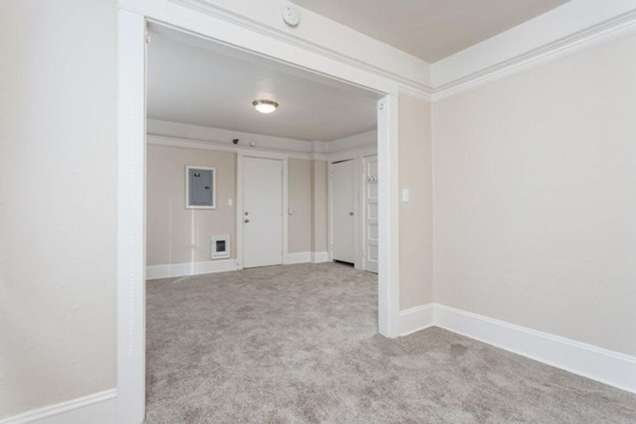 1126 SW 12th Avenue - Photo 3 of 31