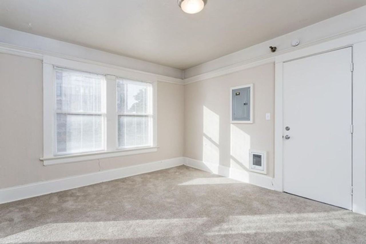 1126 SW 12th Avenue - Photo 5 of 31