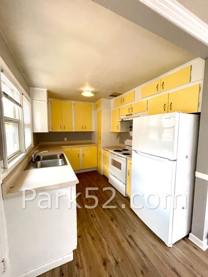 4614 N 29th St - Photo 7 of 19