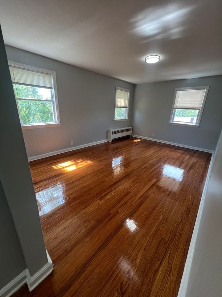 151 South Munn Ave - Photo 7 of 12
