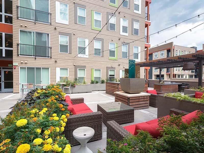 1910 S Josephine St - Photo 3 of 32