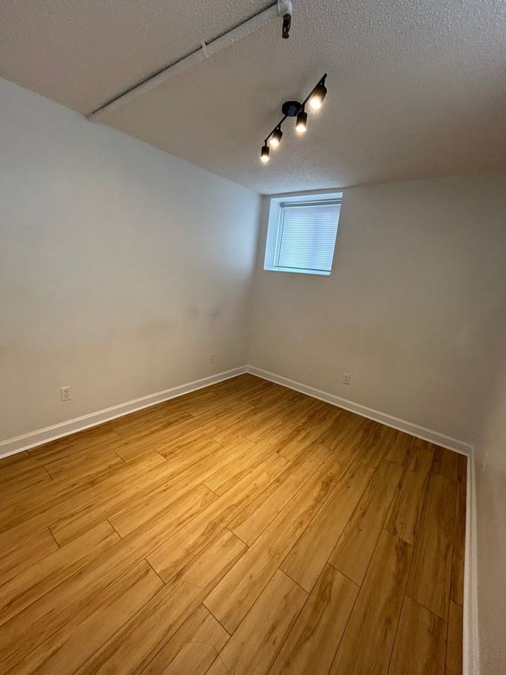 Roosevelt School Apartments - Photo 7 of 15