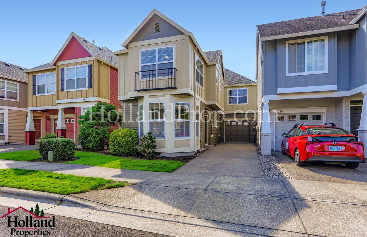 20790 Sw Skiver St - Photo 2 of 28