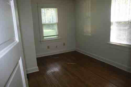 217 S Clark St - Photo 5 of 6