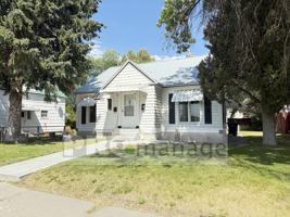 featured image of 1365 Scott Pl