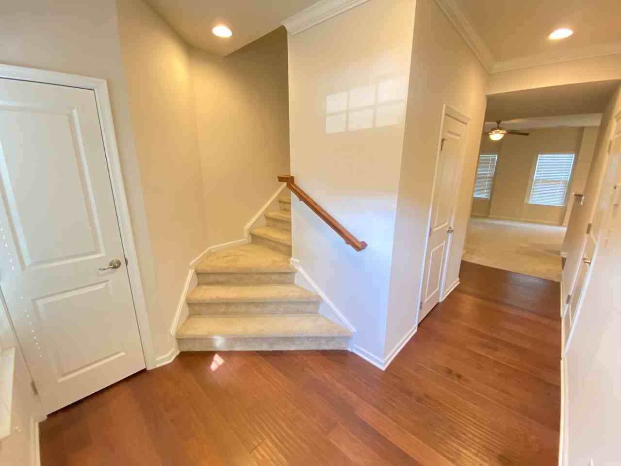 11043 Telegraph Rd Nw - Photo 2 of 20