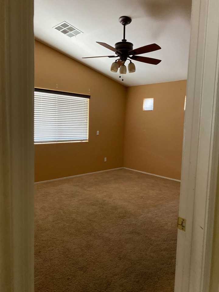 7241 W Williams St - Photo 3 of 6