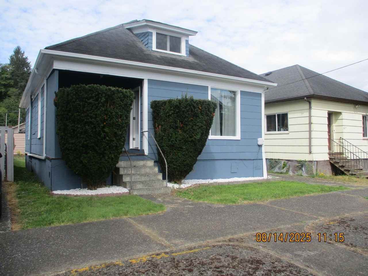 621 Monroe St - Photo 2 of 18