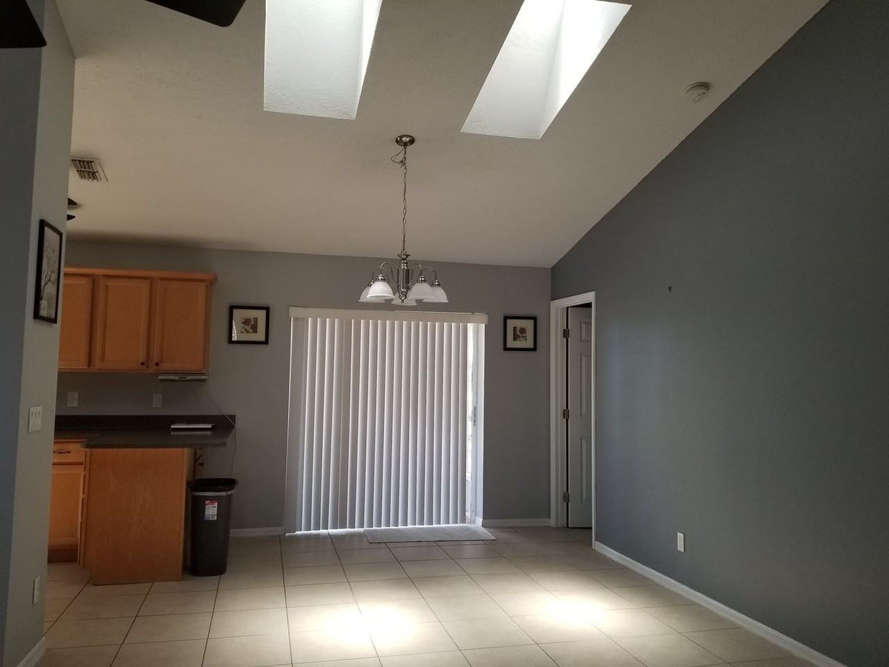 3824 Sw 14th Ave - Photo 3 of 18