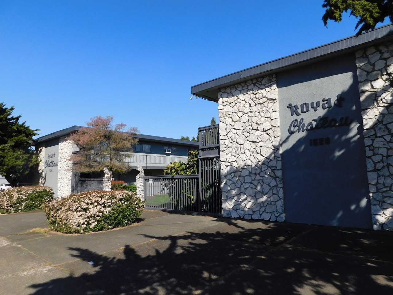 The Royals Apartments - Photo 3 of 11