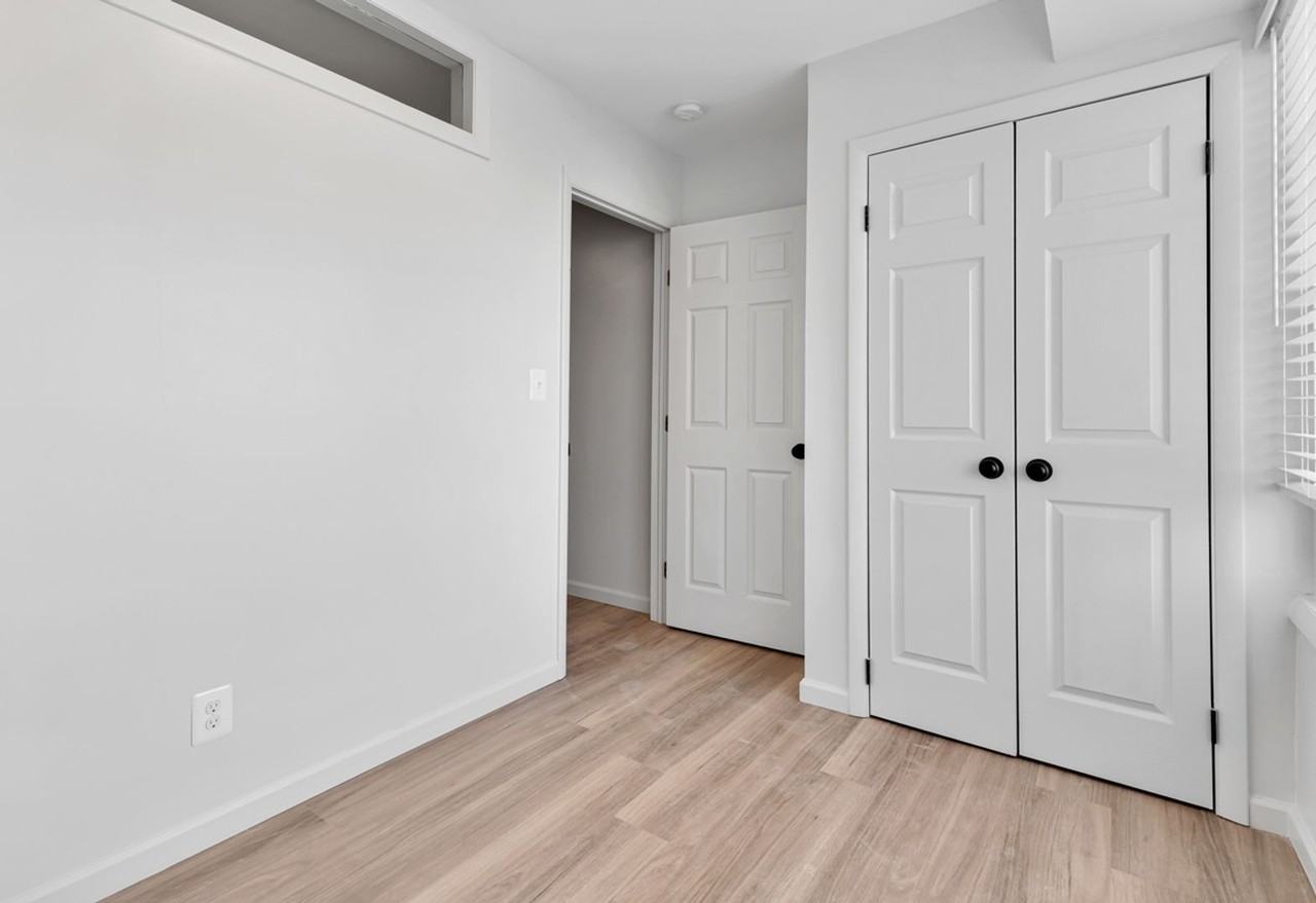 121 Yuma Street Southeast - Photo 6 of 10