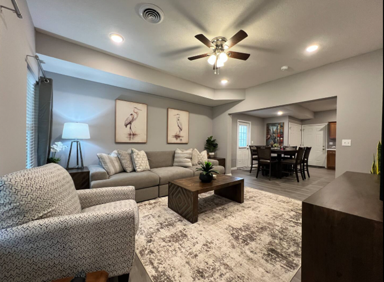 1011 N Anderson St - Photo 5 of 23