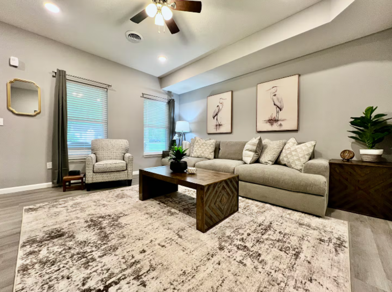 1011 N Anderson St - Photo 4 of 23