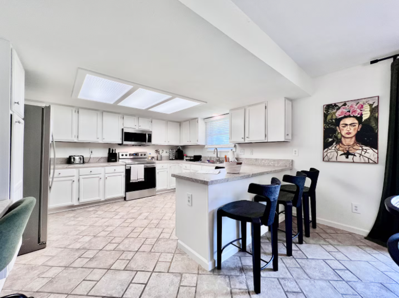 6556 Yankee Rd - Photo 2 of 49