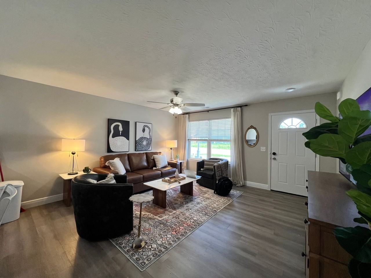 241 Southwind Blvd - Photo 2 of 18