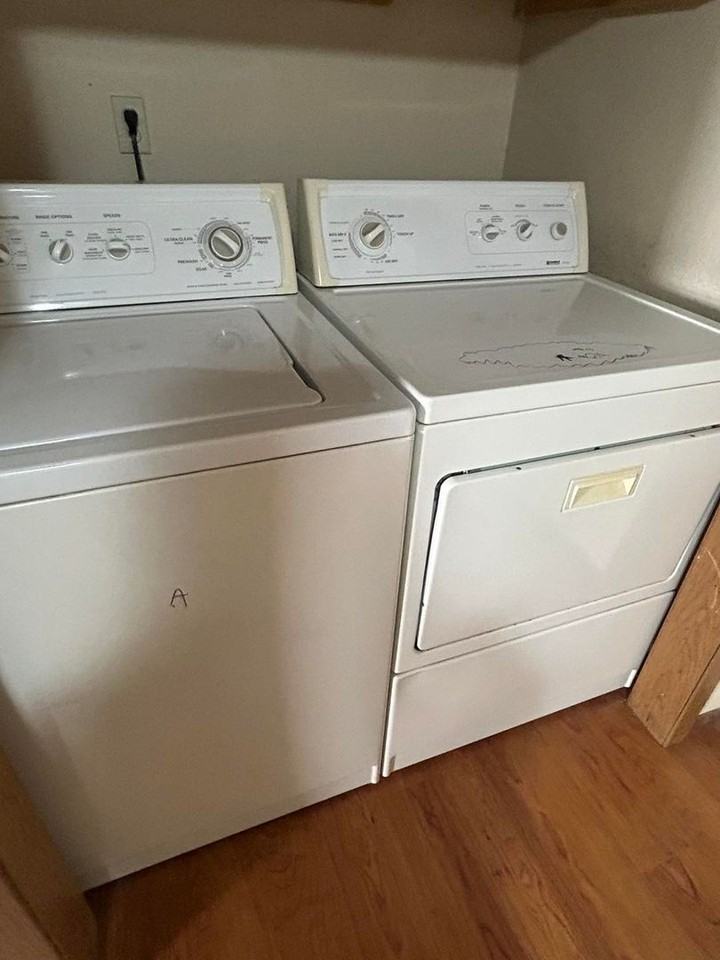 391 2nd Ave SW - Photo 6 of 10