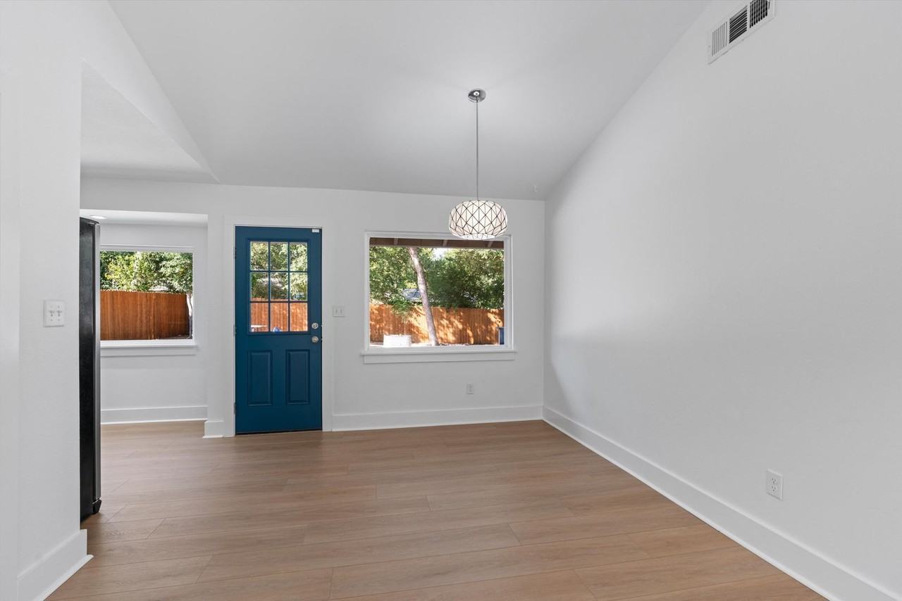 4807 Aberdeen Dr - Photo 4 of 26