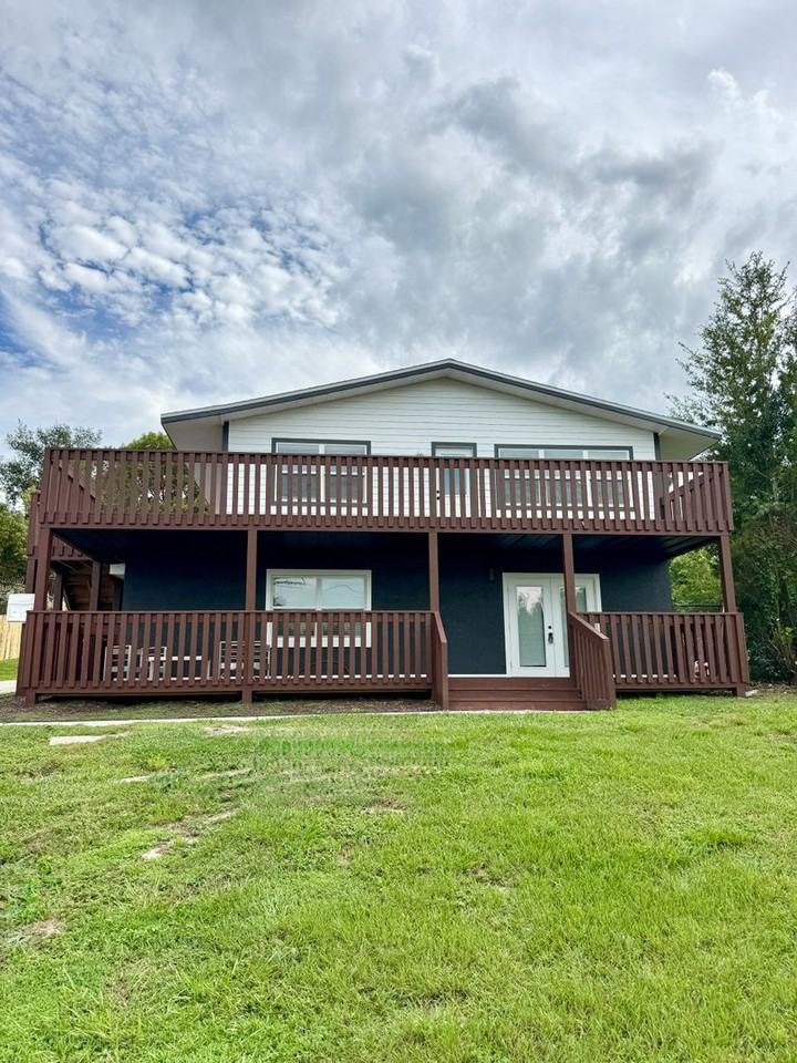 437 Carroll St - Photo 2 of 45