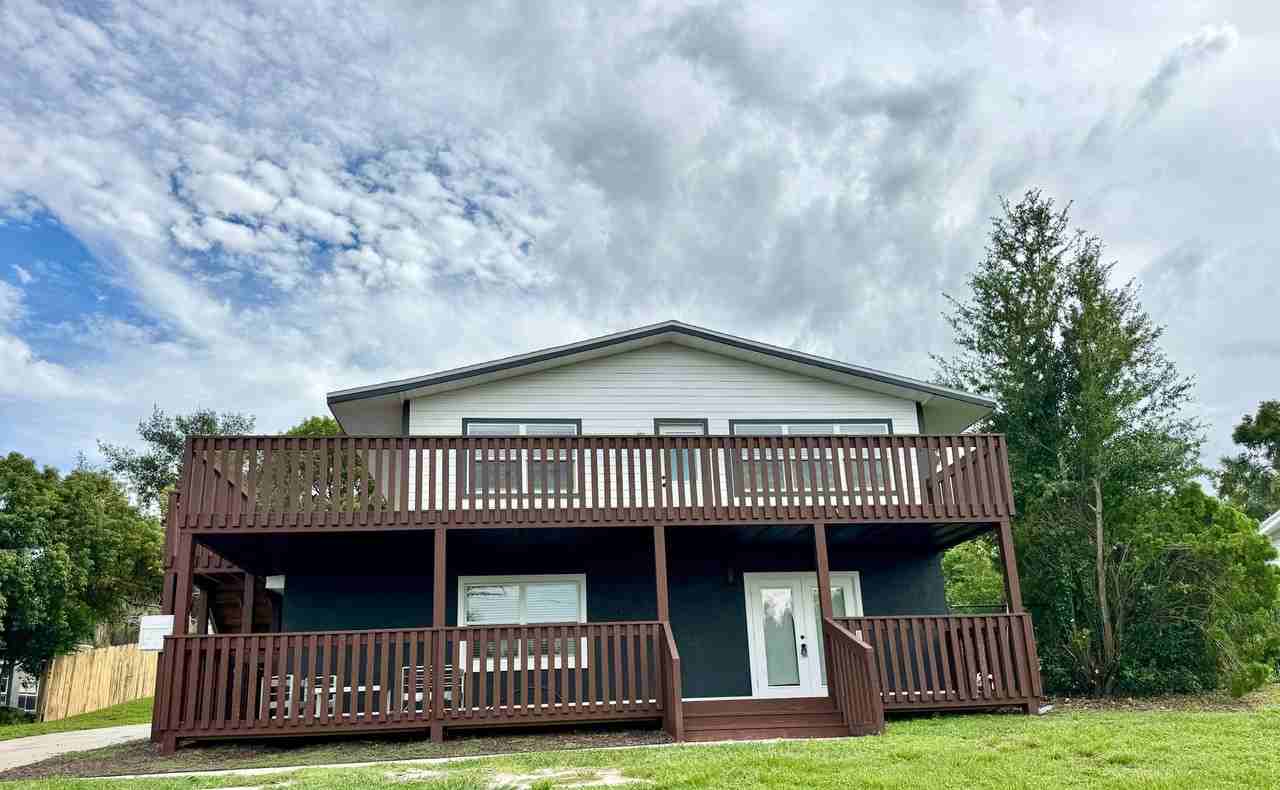 437 Carroll St - Photo 3 of 45