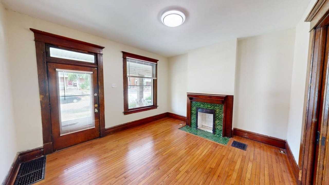 181 E 13th Ave - Photo 2 of 25