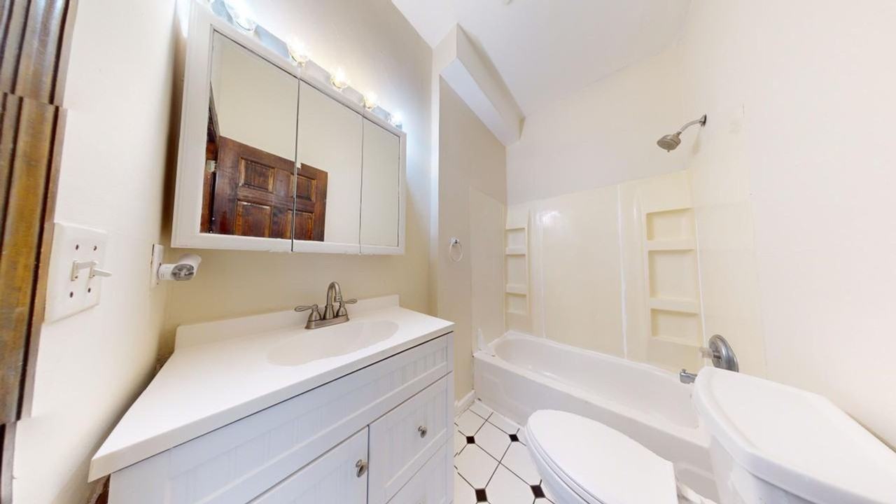 181 E 13th Ave - Photo 7 of 25