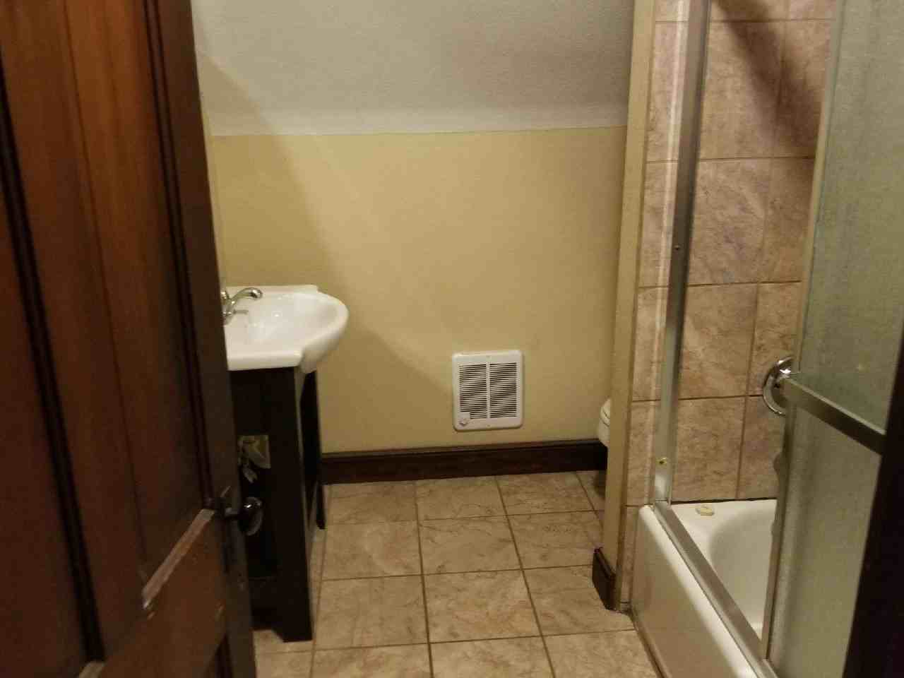 2240 N 4th St - Photo 3 of 20