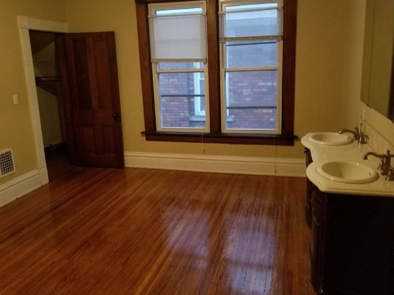 2240 N 4th St - Photo 6 of 20