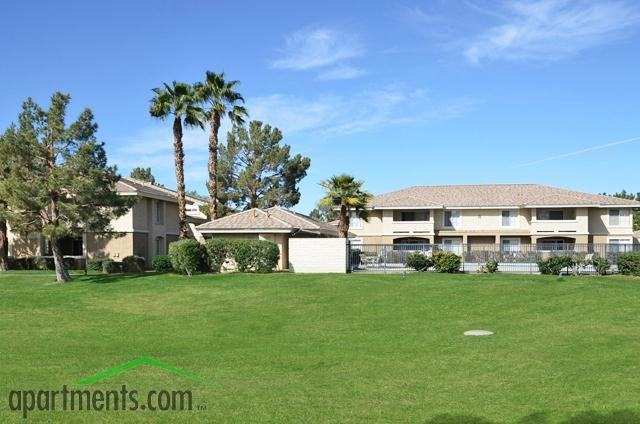 Emerald Place Apartments - Photo 2 of 33