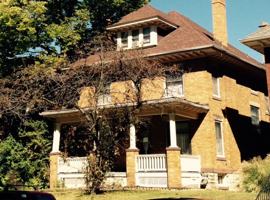 featured image of 208 E Frambes Ave