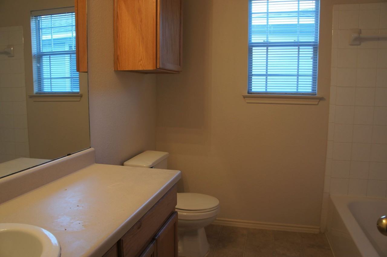814 Palo Duro Drive - Photo 5 of 15