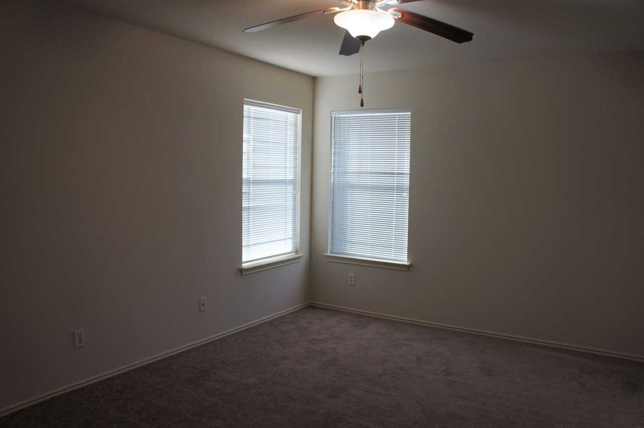 814 Palo Duro Drive - Photo 7 of 15