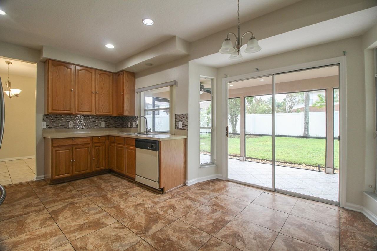 3286 Falcon Point Dr - Photo 7 of 22
