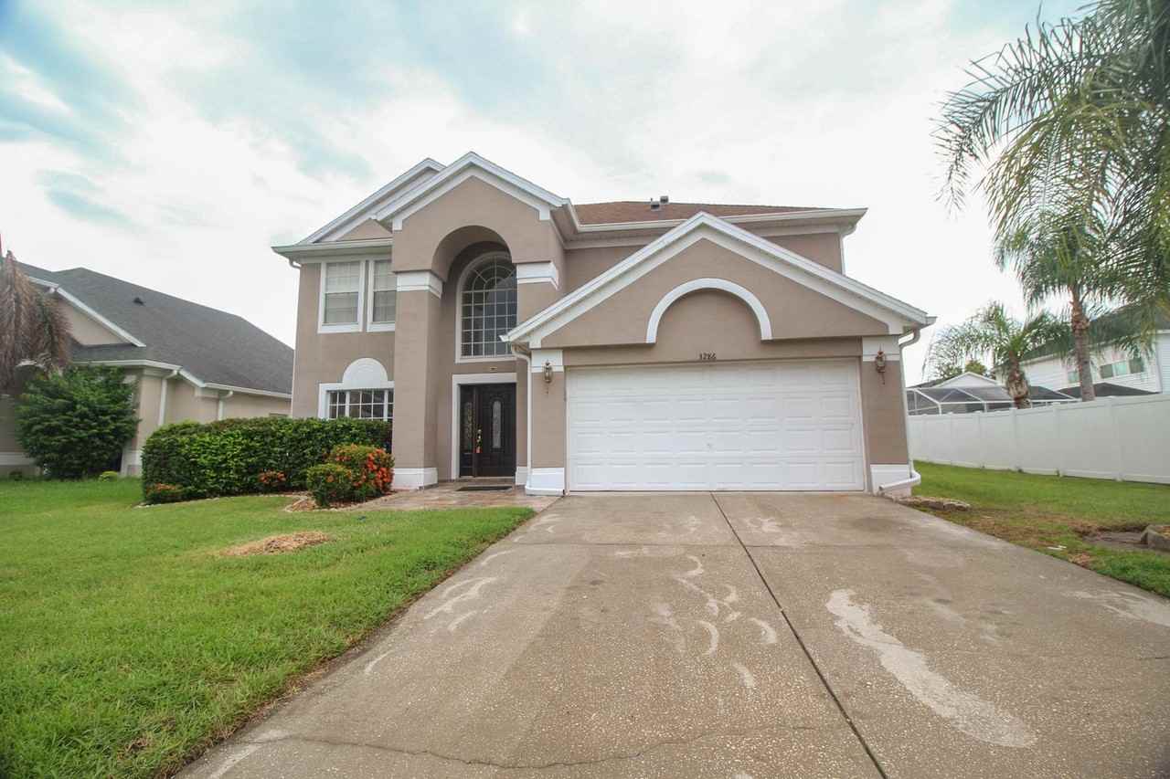 3286 Falcon Point Dr - Photo 2 of 22