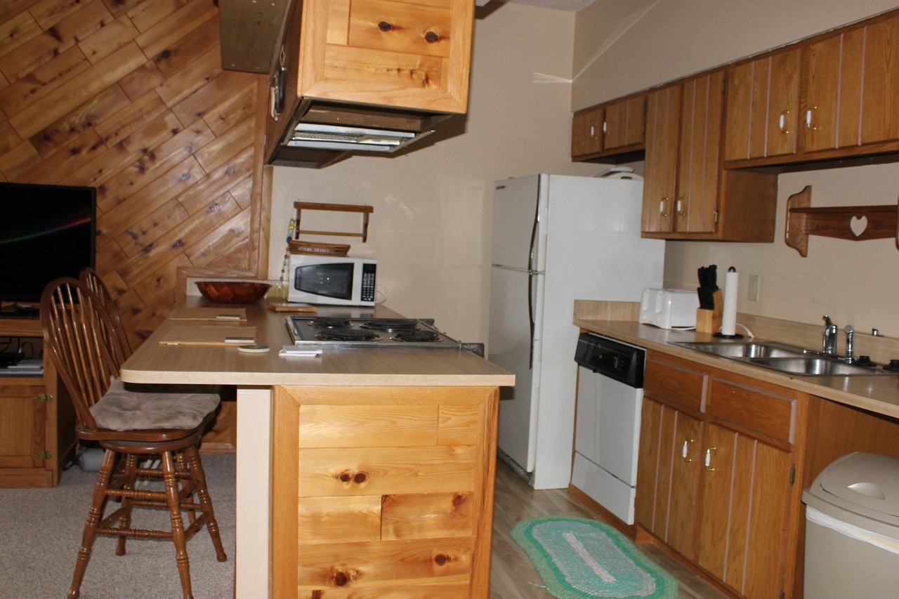 36 Cove Blvd - Photo 4 of 9