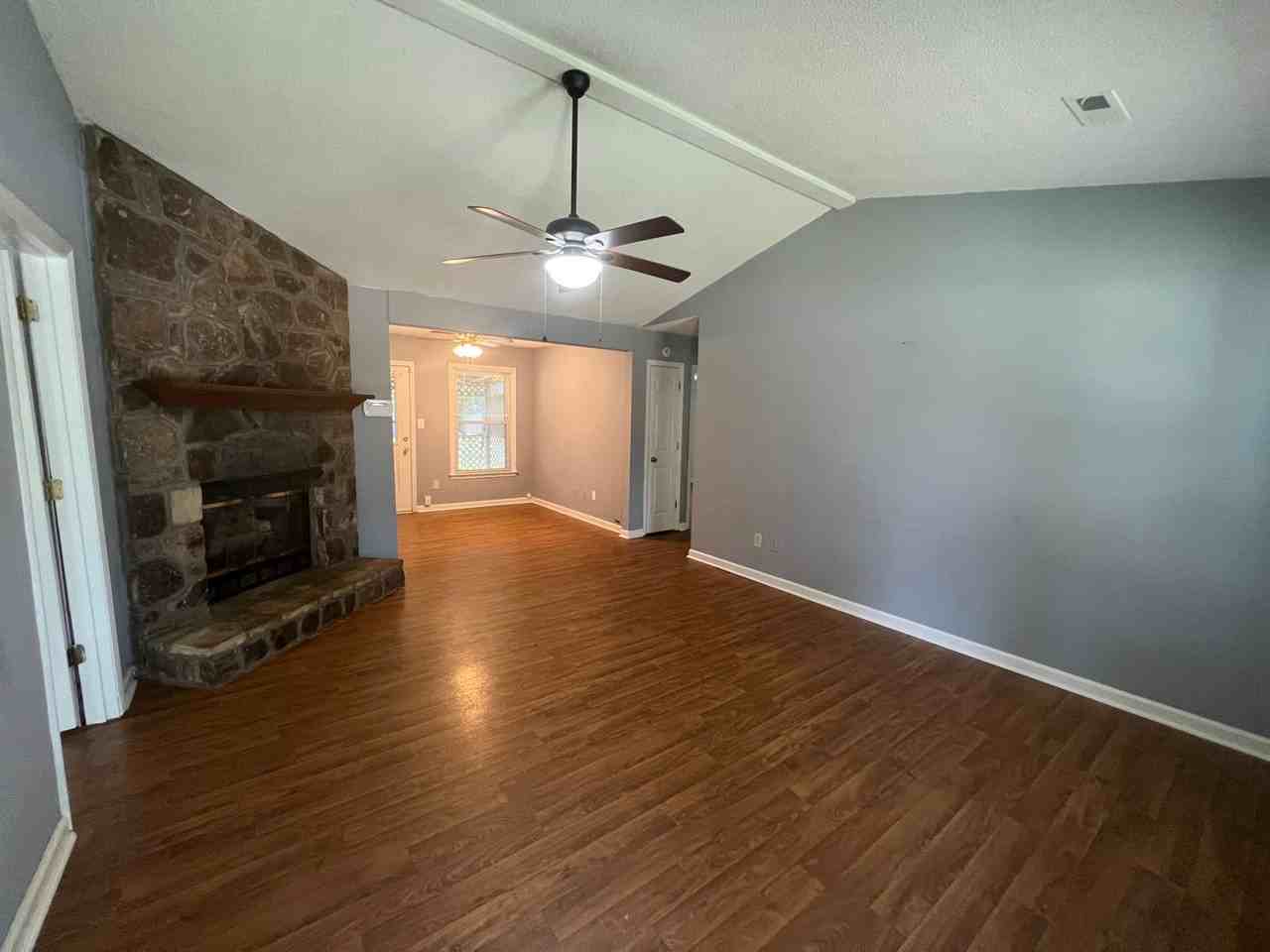 13333 Dickens Ln - Photo 2 of 14