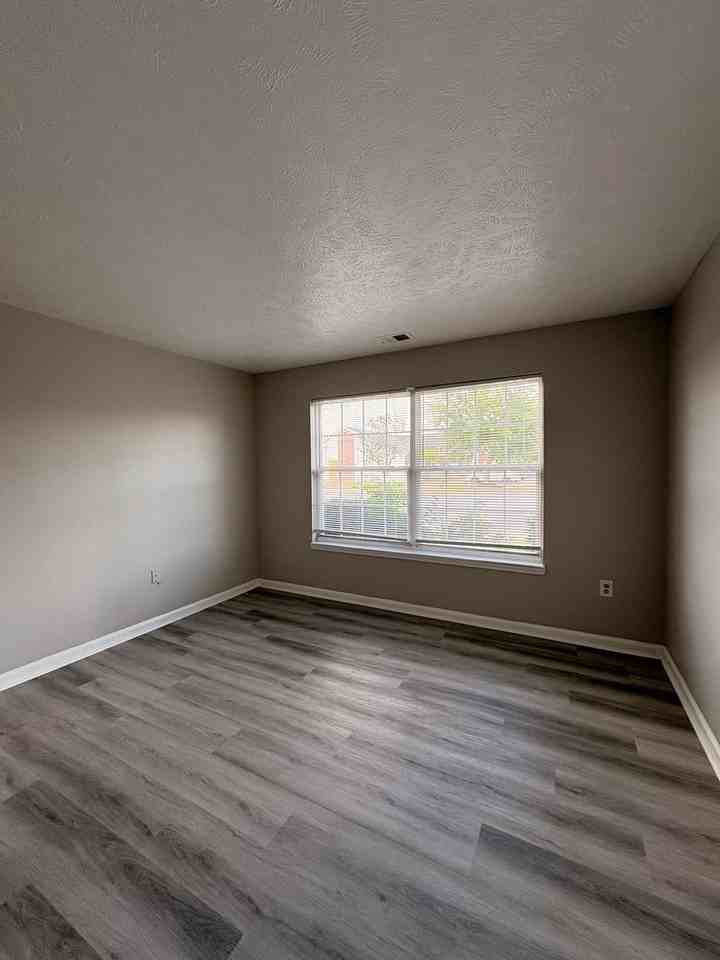 7945 Kingsmead Dr #7945A - Photo 2 of 18