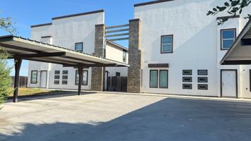 featured image of 219 Fig Dr