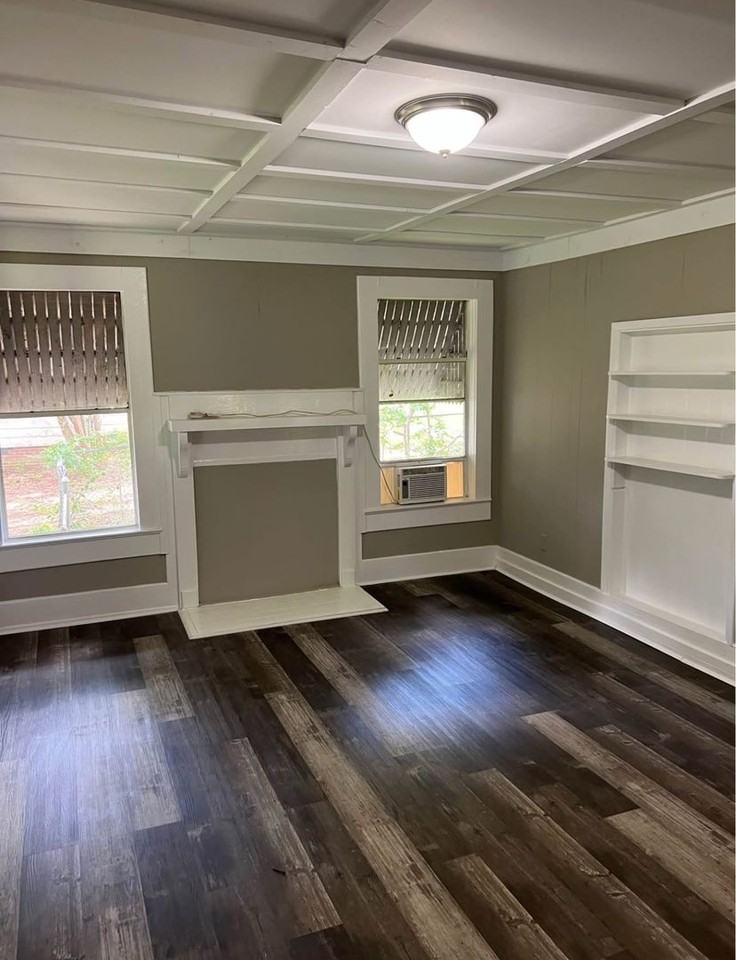 215 N 15th St - Photo 2 of 7