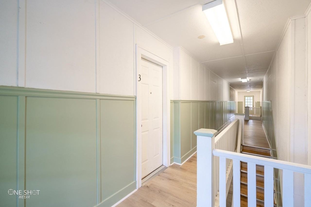 642 Beech St - Photo 6 of 36