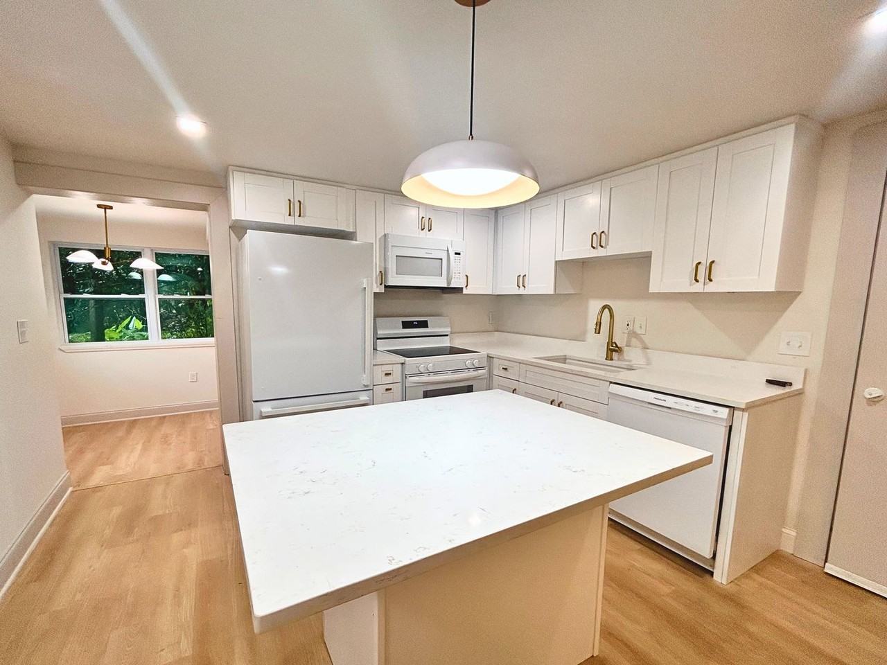 6215 58th Ave N - Photo 5 of 11