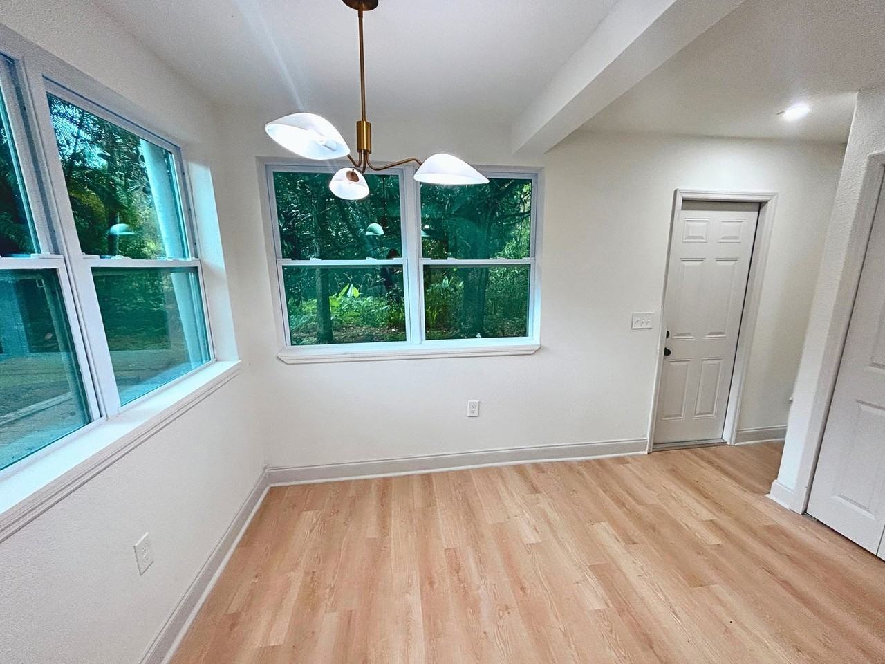 6215 58th Ave N - Photo 7 of 11
