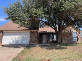8025 Bonnie Cir - Photo 1 of 1