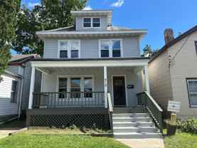 919 E Johnson - Photo 1 of 1