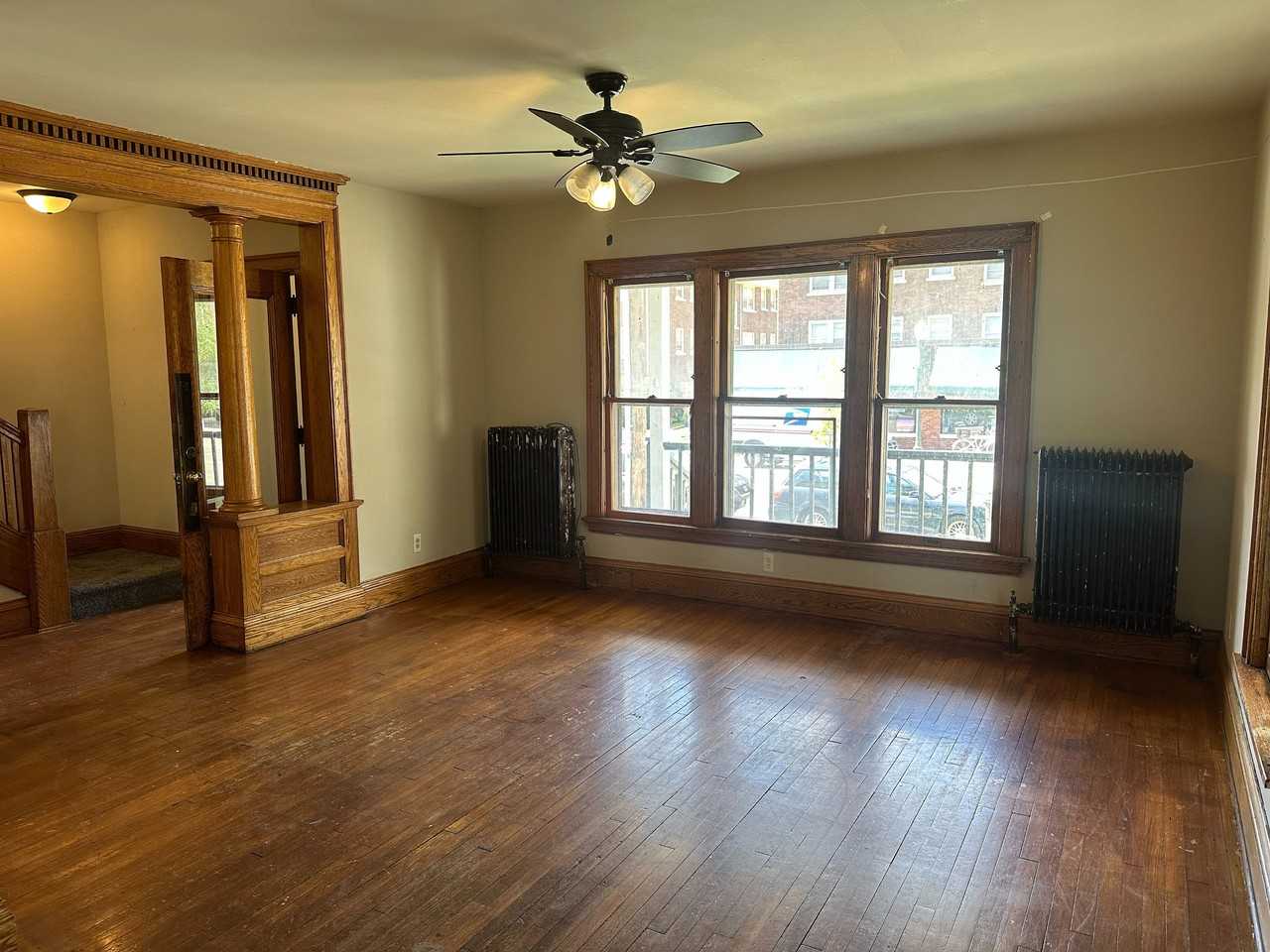 919 E Johnson - Photo 7 of 23