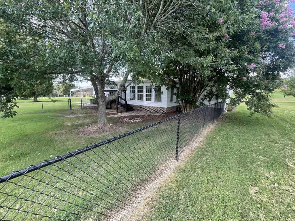 385 Will Snider Rd - Photo 2 of 11