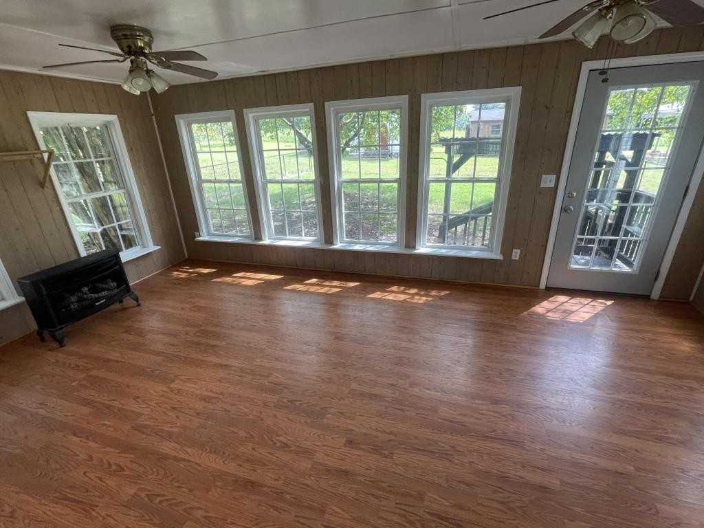 385 Will Snider Rd - Photo 3 of 11