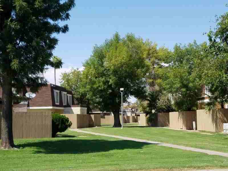 3412 W El Caminito Dr - Photo 3 of 18