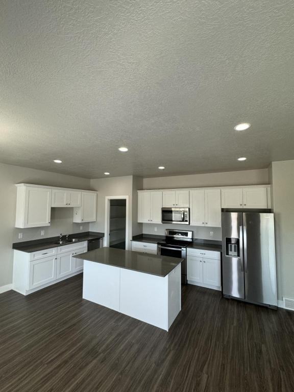 289 E 1500 N - Photo 3 of 18